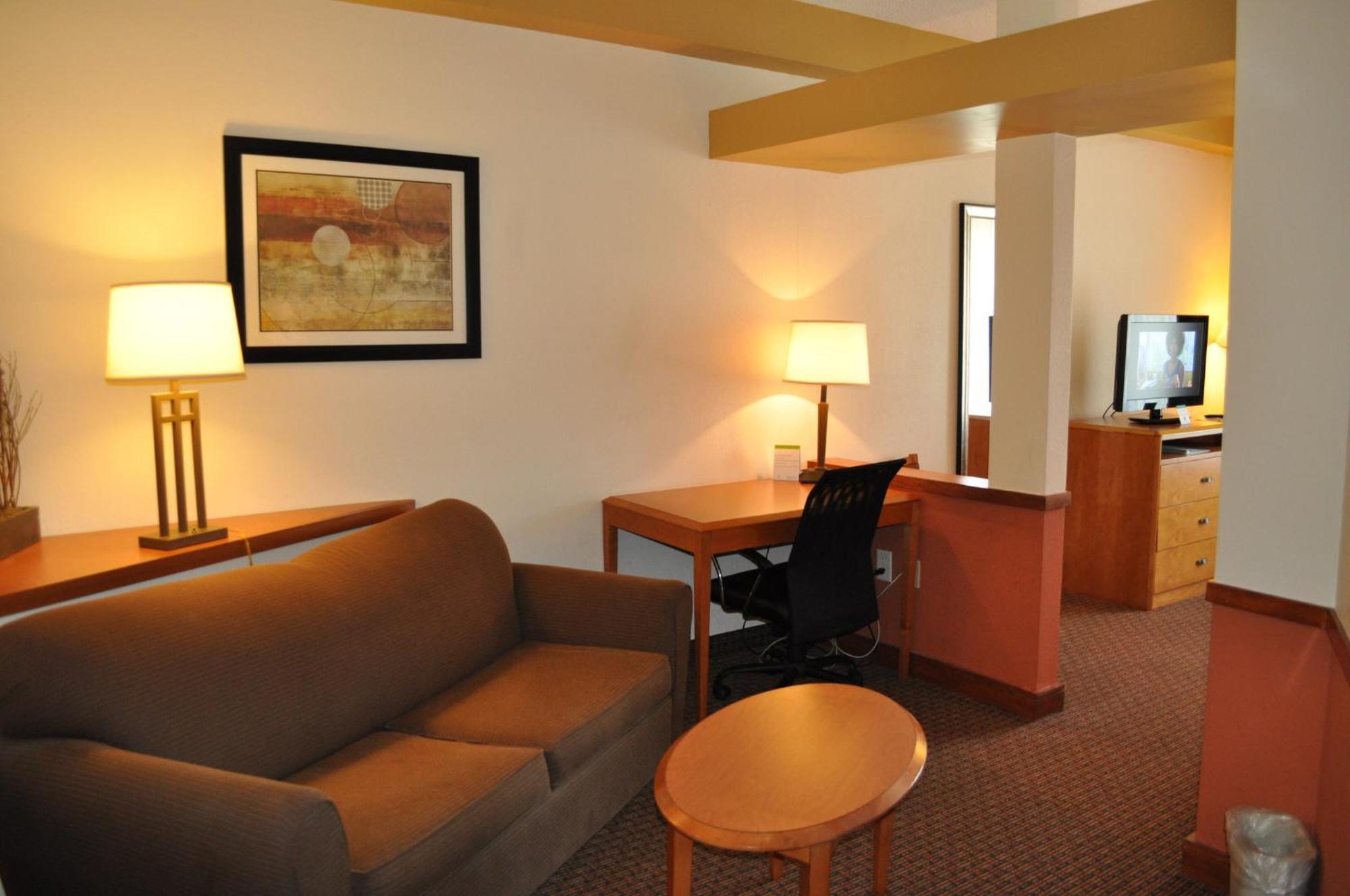 Holiday Inn Express Williamston By Ihg Zewnętrze zdjęcie